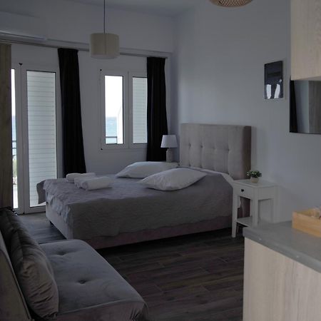 Soso'S Apartments -Vacations Next To The Beach Psari Forada Buitenkant foto